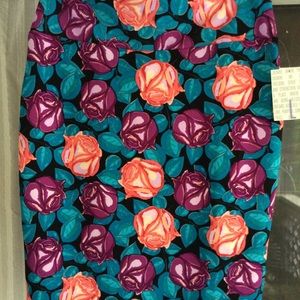 Large LuLaRoe Cassie